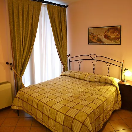 ゲストハウス B ＆ B ラ ディモーラ 3*