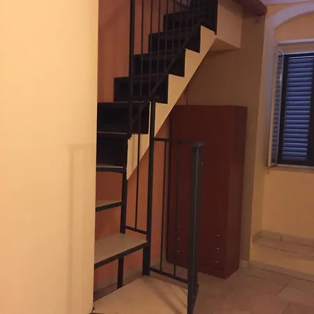ゲストハウス B ＆ B ラ ディモーラ